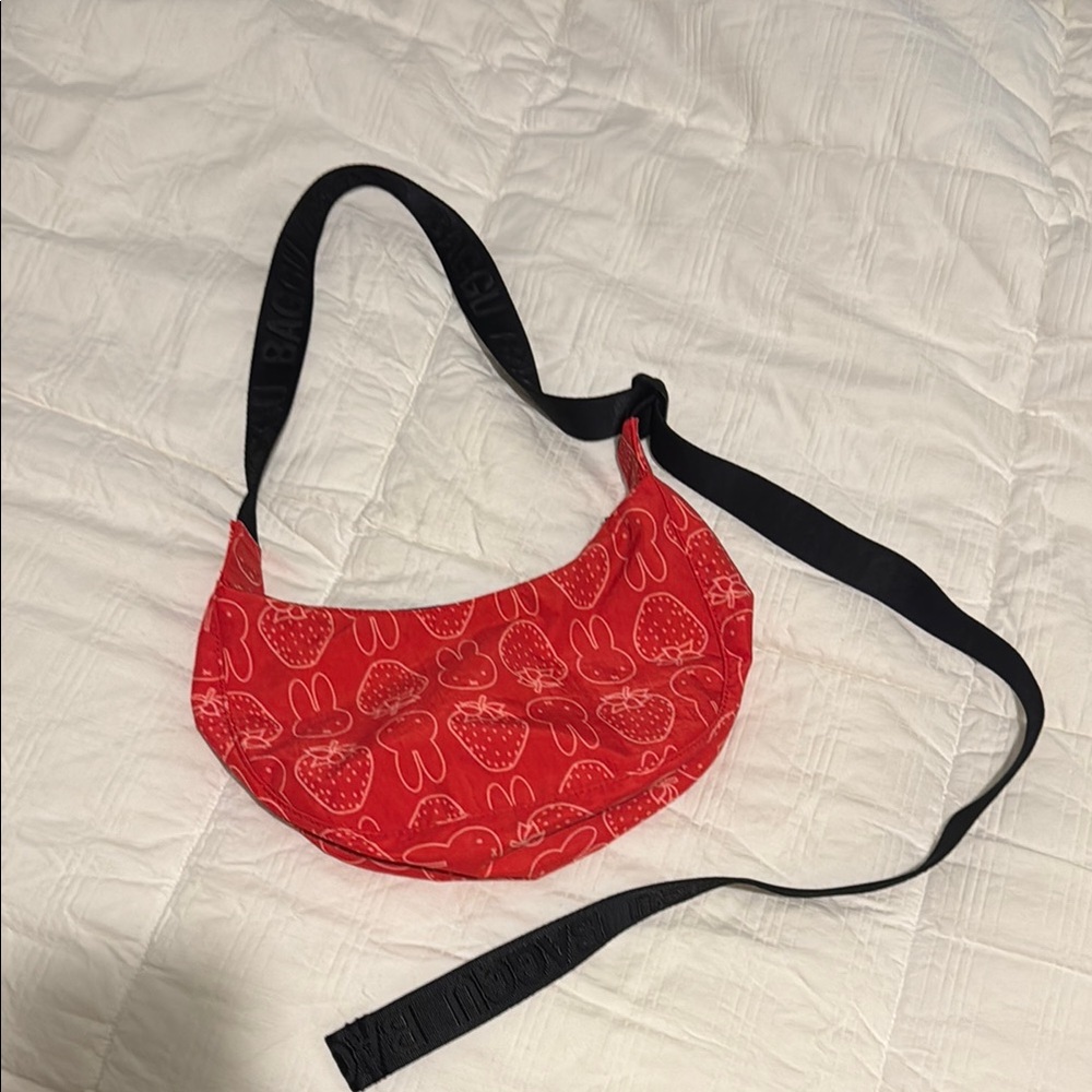 Baggu, Urban Outfitters Exclusive Miffy Strawberry Small Crescent Crossbody Bag